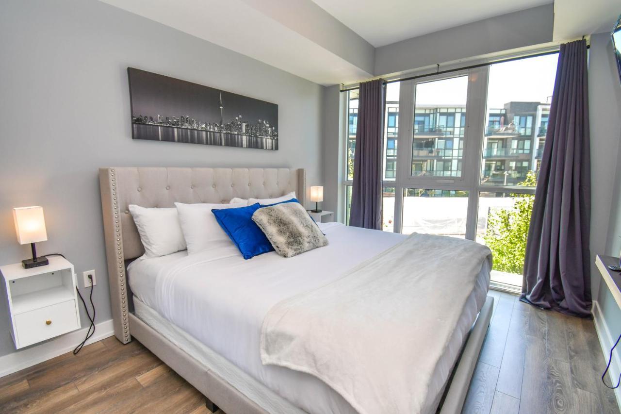 Pet Friendly Condos At Friday Harbour Innisfil Exterior foto